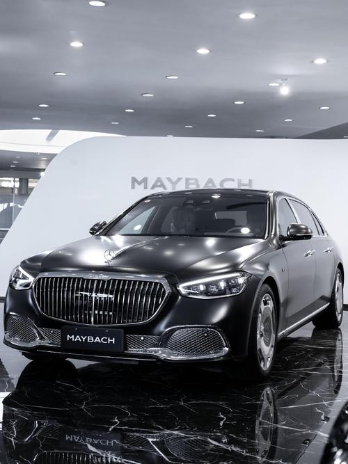 成都239岚图汽车的售后服务让用户无忧出行，迈巴赫未来的豪华车趋势